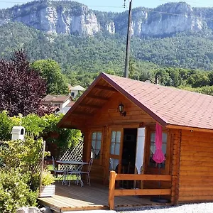 Les Chalets De Pertuis 3*, Saint-Laurent-du-Pont France